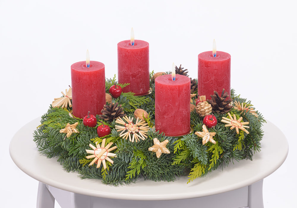 Adventskranz 30 cm Nobilis, Nordmann und Zypresse mit rustikalen Kerzen in rot 2
